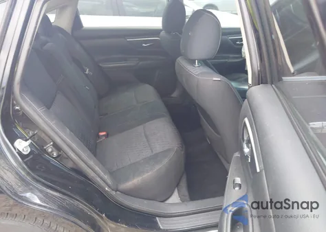 2016 Nissan Altima 2.5 Sv z USA, uszkodzony, nr VIN 1N4AL3AP7GC110129